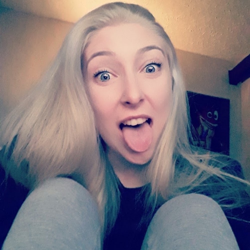 Meet your Posher, Victoria